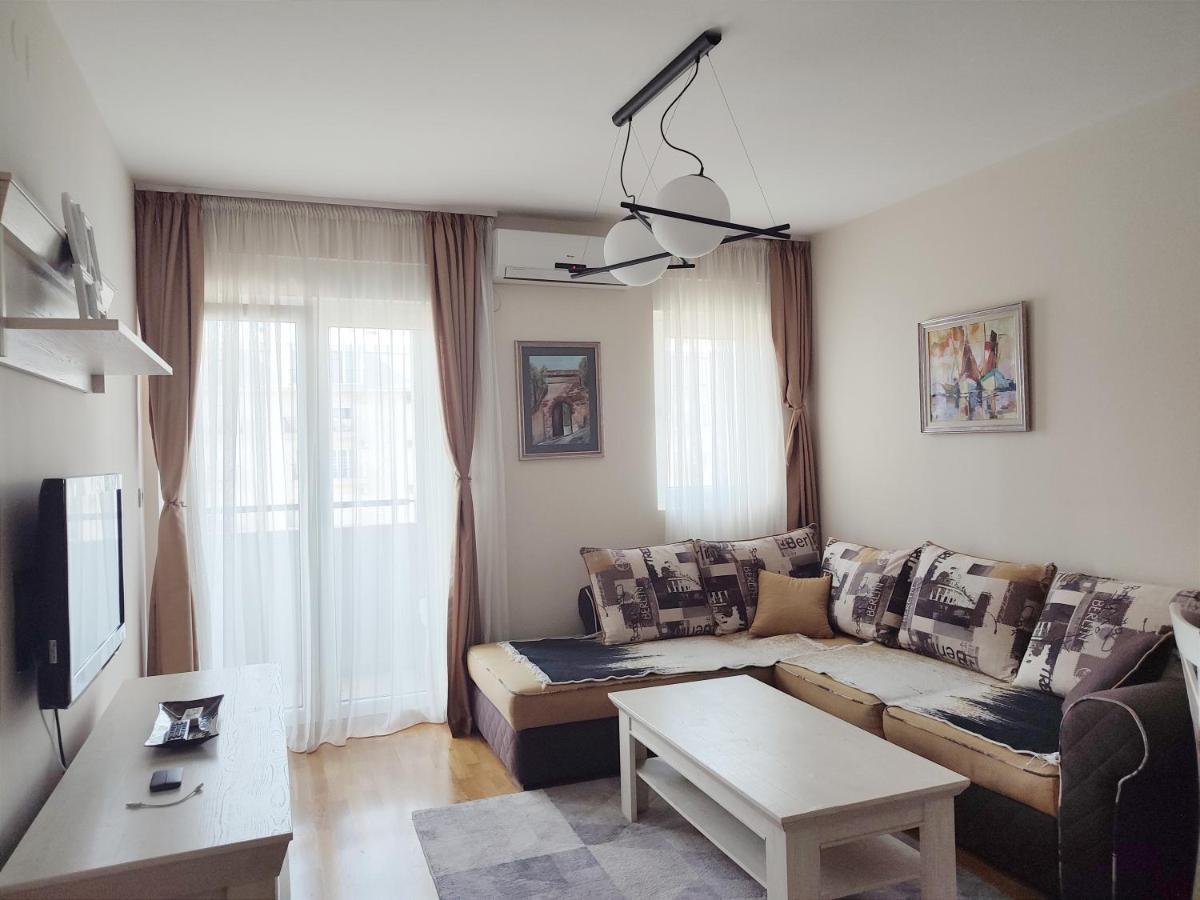 City Point Apartment Podgorica Exteriör bild